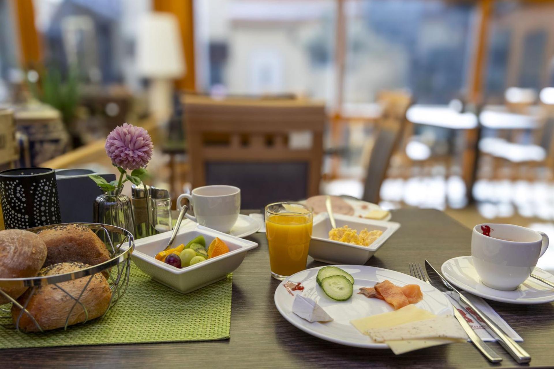 Apartmenthaus Burgenheimat In Rhens Bei Koblenz Екстер'єр фото