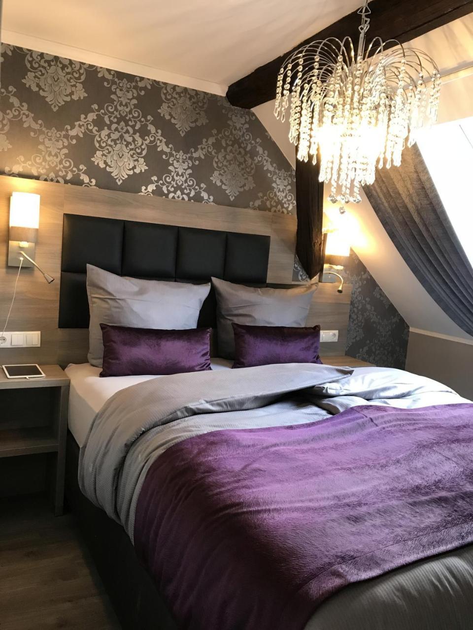 Apartmenthaus Burgenheimat In Rhens Bei Koblenz Екстер'єр фото