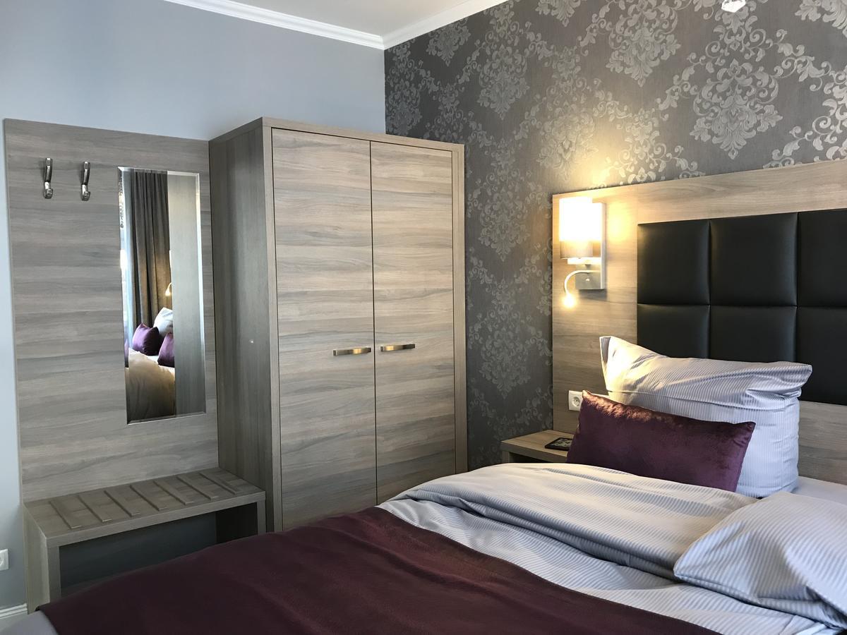 Apartmenthaus Burgenheimat In Rhens Bei Koblenz Екстер'єр фото