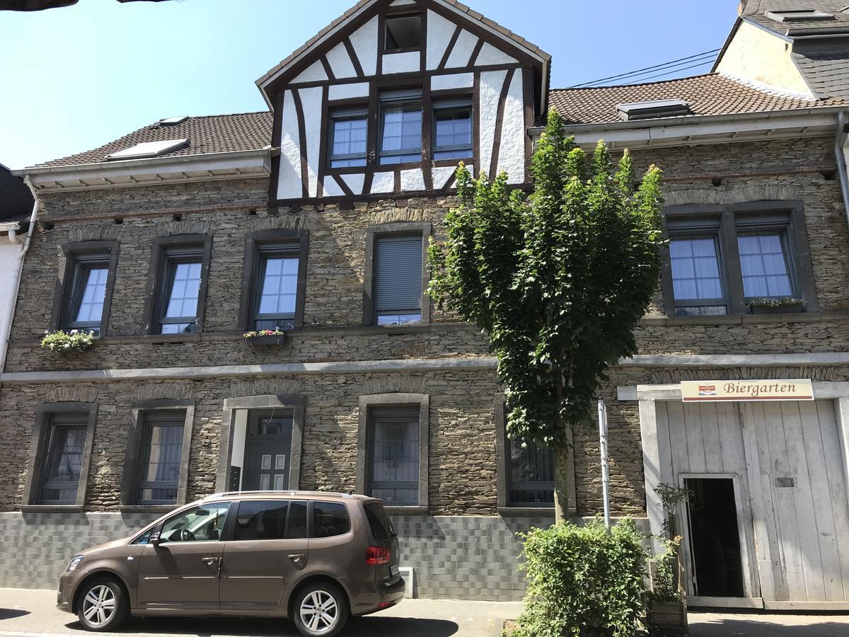 Apartmenthaus Burgenheimat In Rhens Bei Koblenz Екстер'єр фото