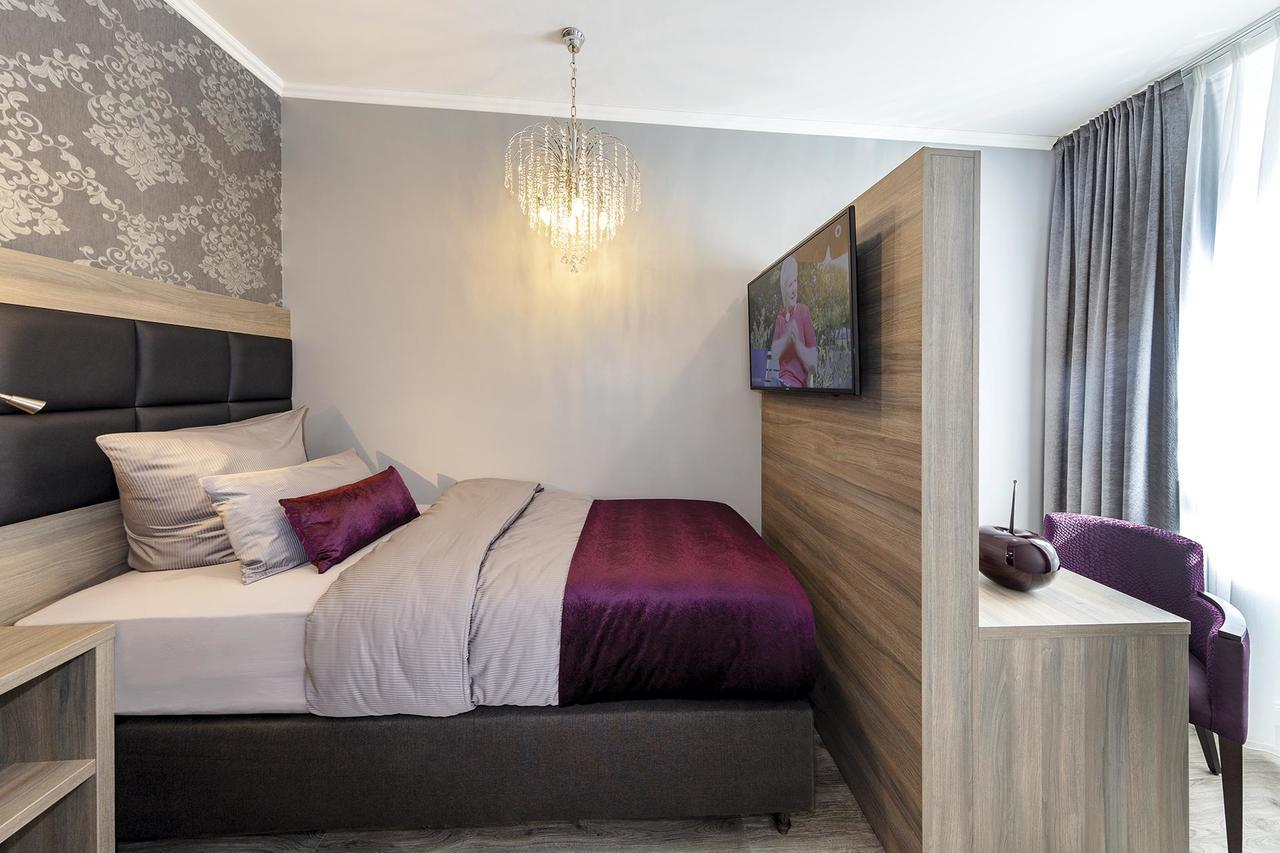 Apartmenthaus Burgenheimat In Rhens Bei Koblenz Екстер'єр фото